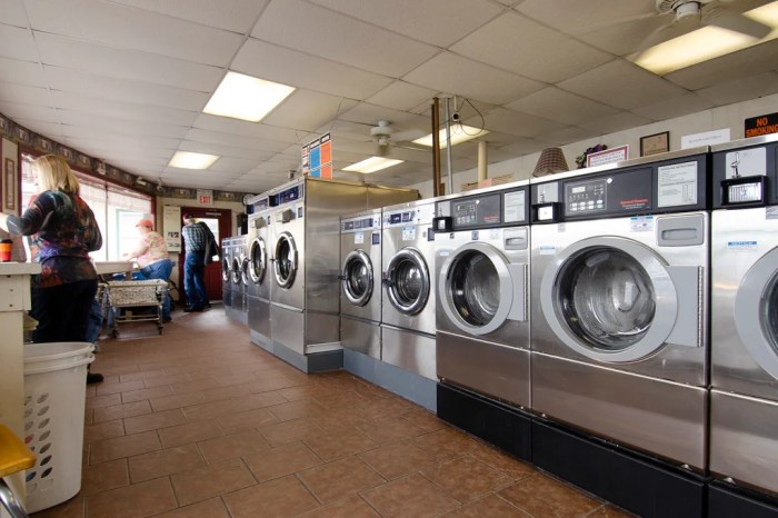 Laundromat laundry starting woodside earning