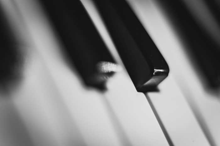 SECRETS OF A CELEBRITY PIANO TUNER